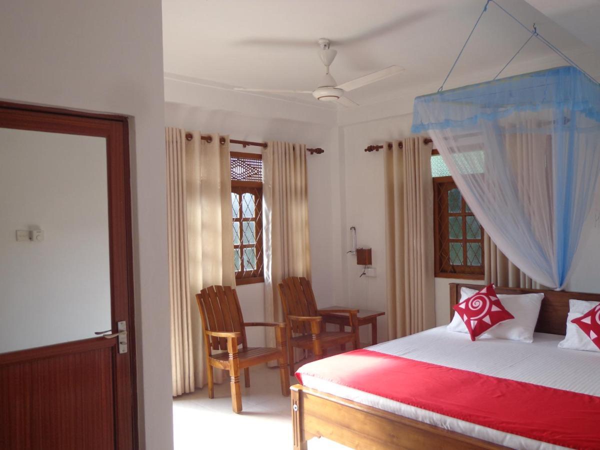 Nisha homestay inn Peradeniya Luaran gambar