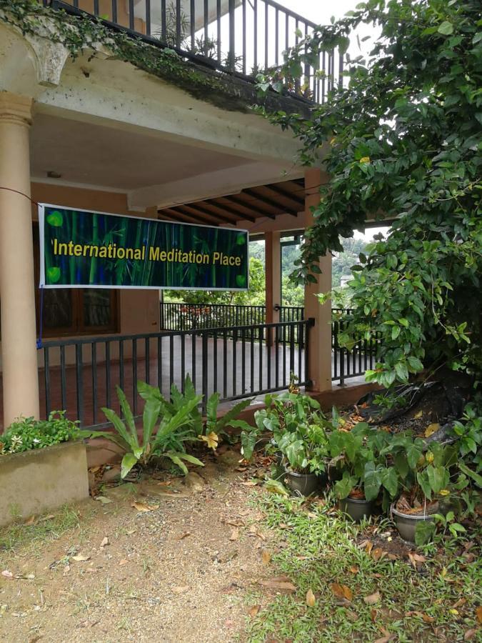 Nisha homestay inn Peradeniya Luaran gambar